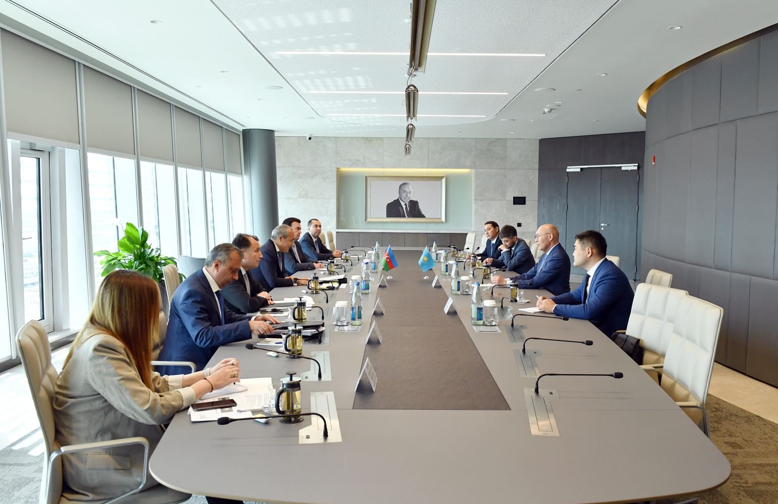 Azerbaijan, Kazakhstan review collaboration within Trans-Caspian Corridor [PHOTO]