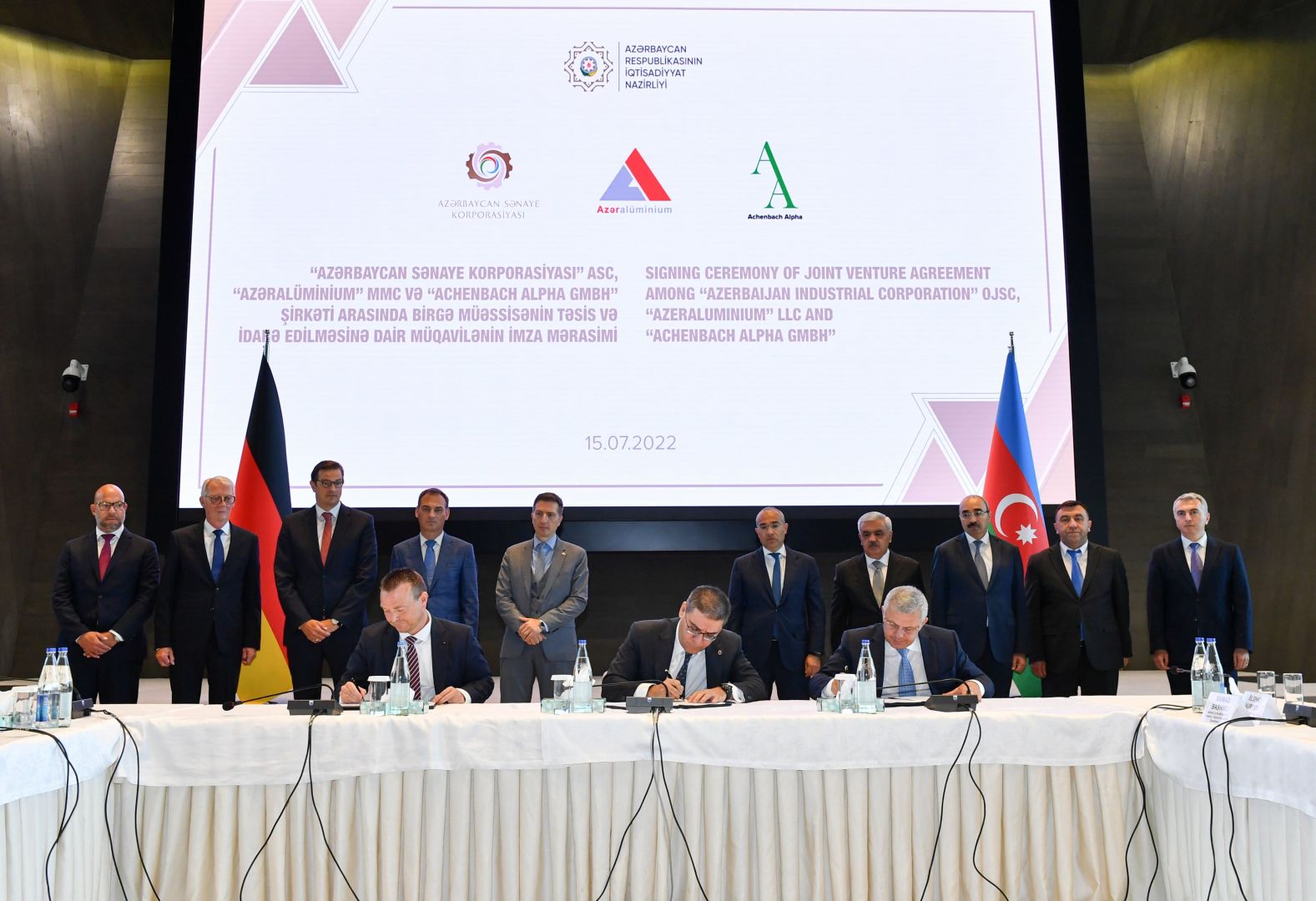 Azerbaijan, Germany ink accord on establishing JV for manufacturing aluminum products [PHOTO]