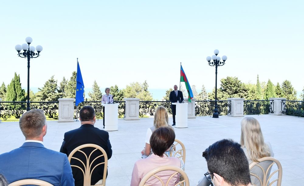 President Ilham Aliyev, President of European Commission make press statements [UPDATE] - Gallery Image