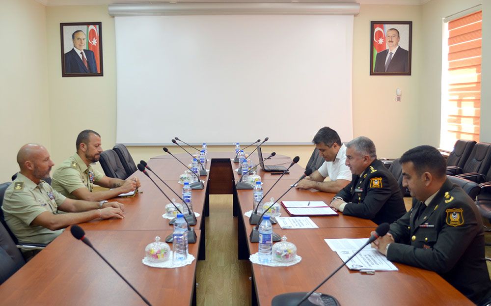 Azerbaijani, Italian civil-military experts eye cooperation [PHOTO/VIDEO]