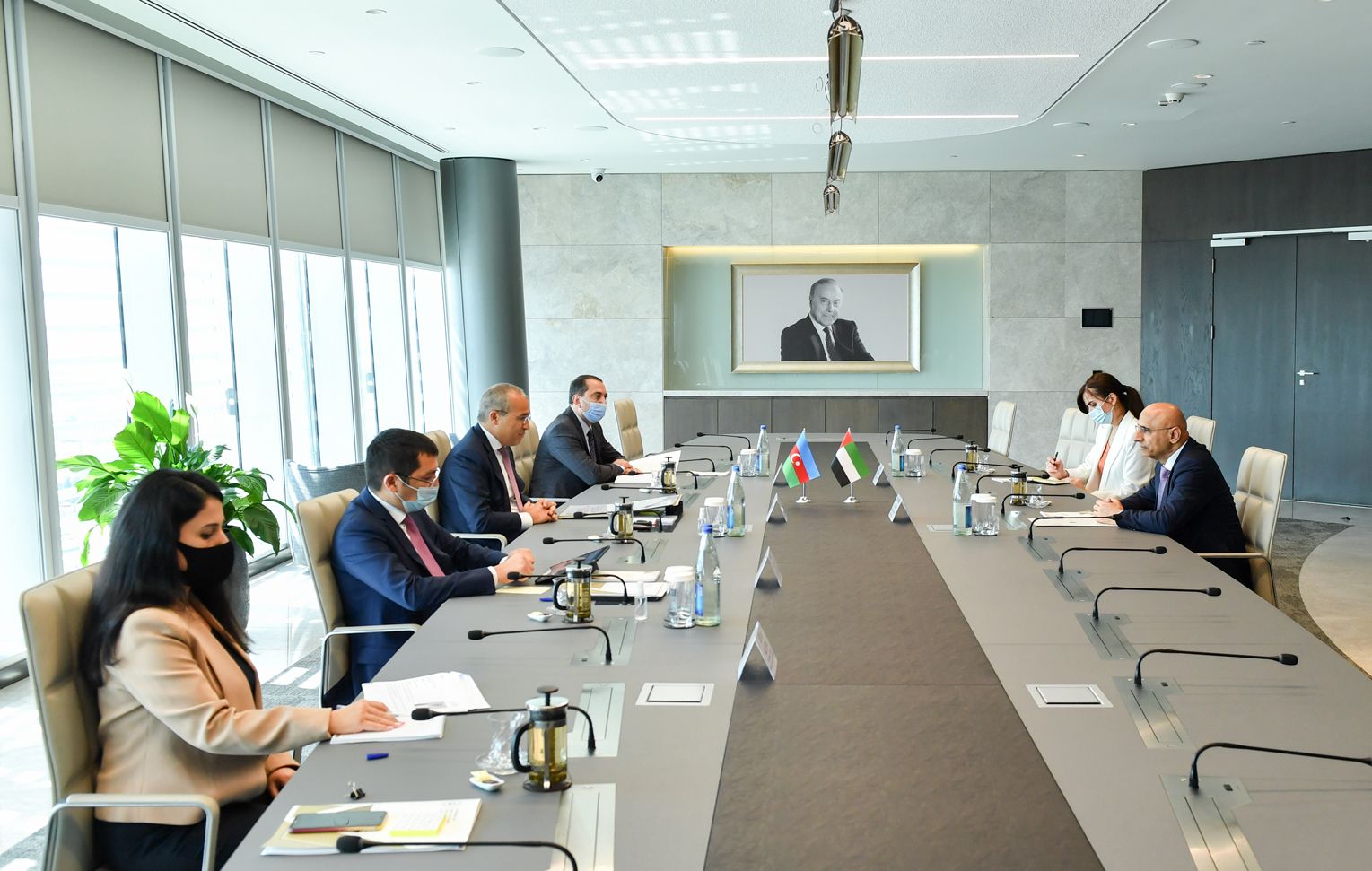 Azerbaijan, UAE discuss expanding cooperation in trade, investment, logistics