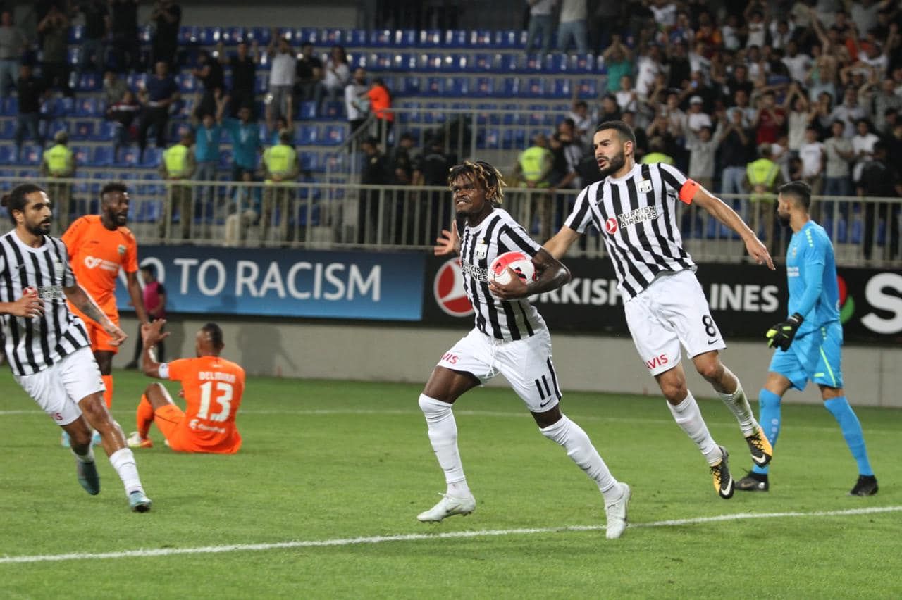 Baku's Neftchi, Aghdam's Garabagh football teams advance to next qualifying round [VIDEO]