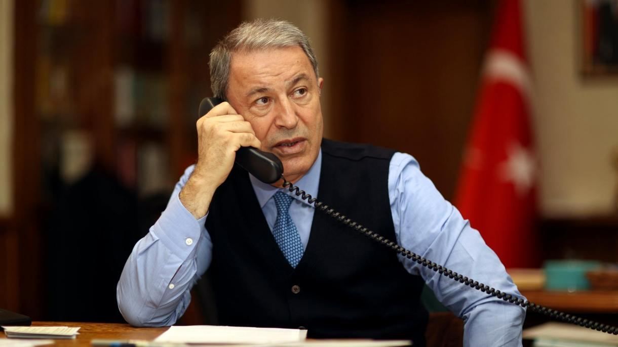 Hulusi Akar discusses grain shipments with Minister of Infrastructure of Ukraine