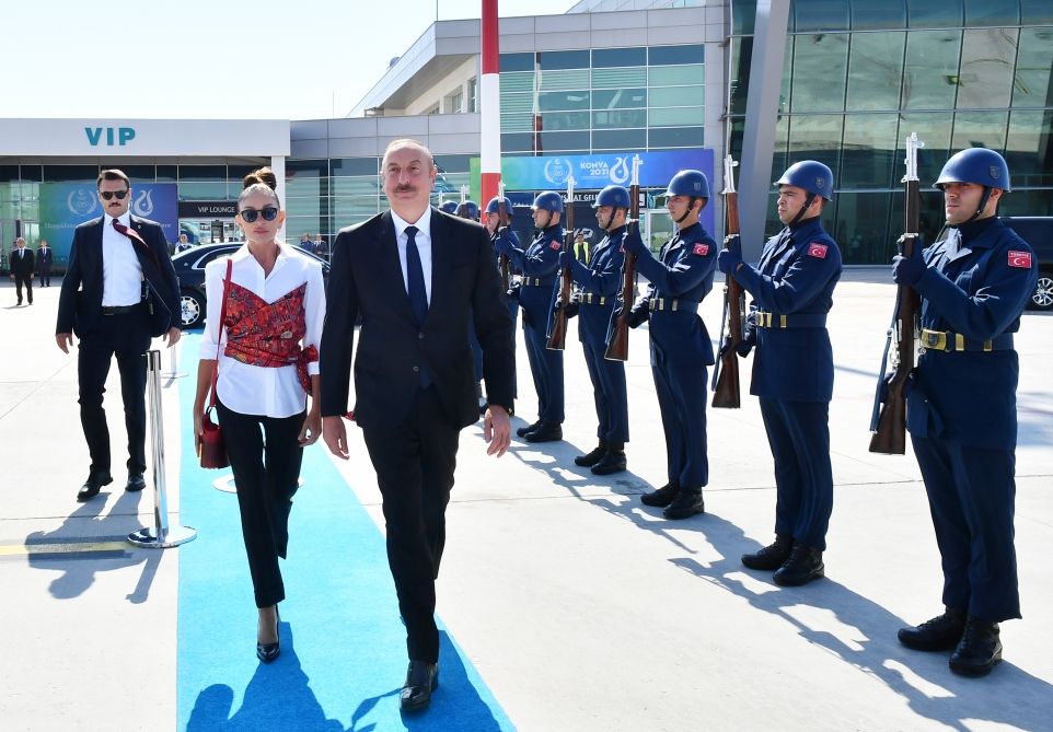 Azerbaijani president wraps up working visit to Turkiye [PHOTO]