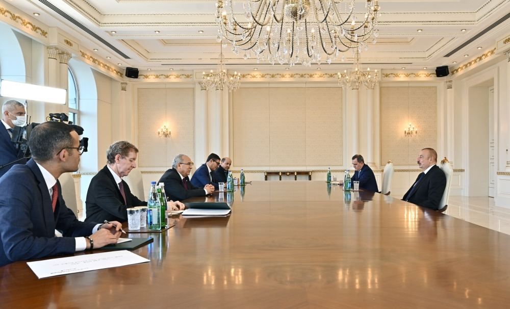 President Ilham Aliyev receives Algeria's FM Ramtane Lamamra [VIDEO]