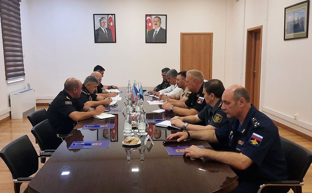 Azerbaijani Naval Commander meets team leaders attending Sea Cup contest [PHOTO]