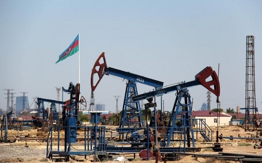 Azerbaijani oil prices drop