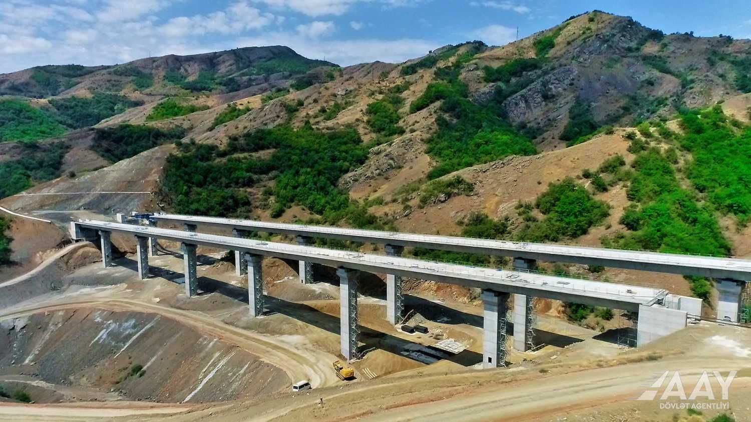 Ahmadbayli-Fuzuli-Shusha highway construction in full swing [PHOTO/VIDEO] - Gallery Image