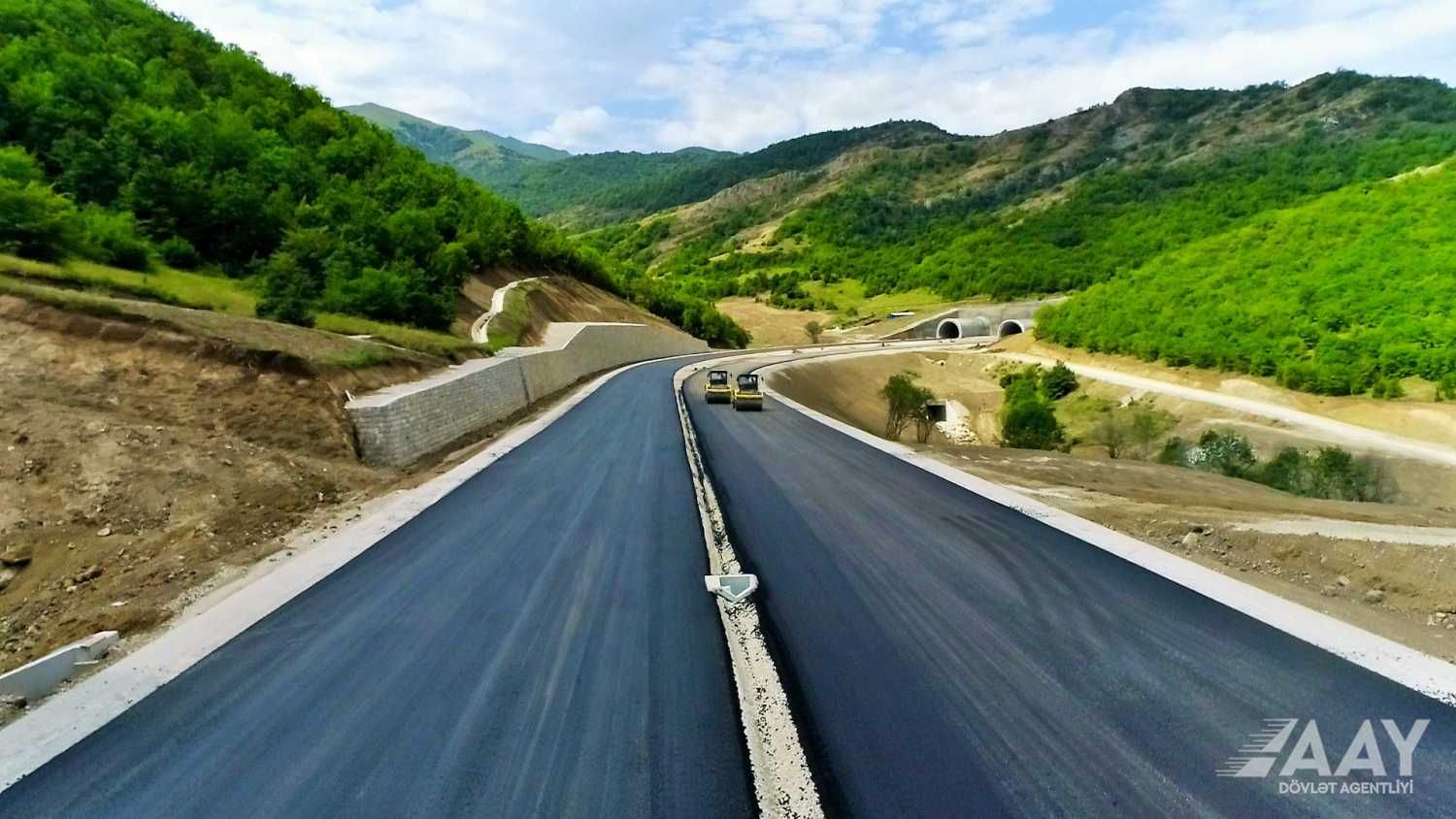 Ahmadbayli-Fuzuli-Shusha highway construction in full swing [PHOTO/VIDEO] - Gallery Image