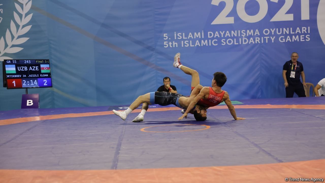 Azerbaijani wrestler wins gold medal at V Islamic Solidarity Games [PHOTO] - Gallery Image