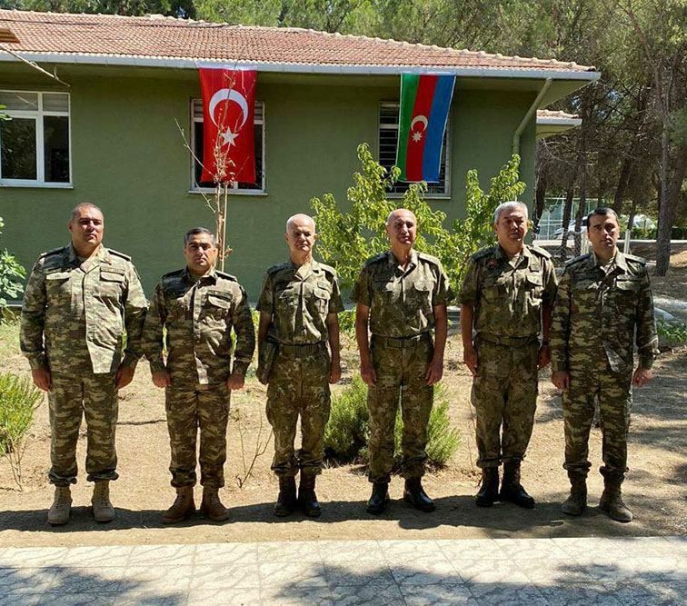 Azerbaijani servicemen take part in drills in Türkiye [PHOTO] - Gallery Image