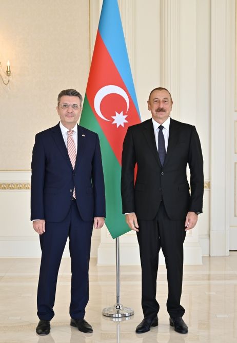 Azerbaijani president receives credentials of German ambassador [UPDATE] - Gallery Image
