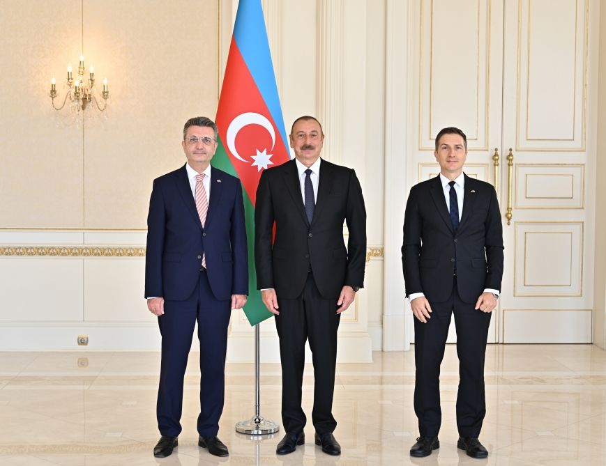 Azerbaijani president receives credentials of German ambassador [UPDATE]