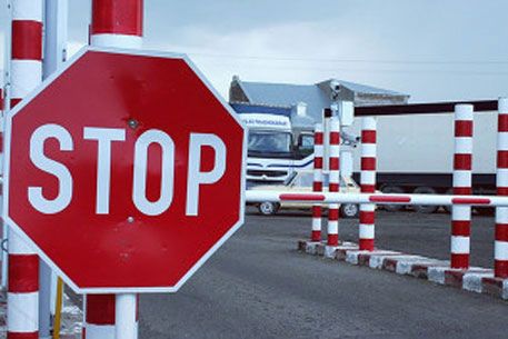 Premier decrees establishing checkpoints on Azerbaijani-Armenian state border