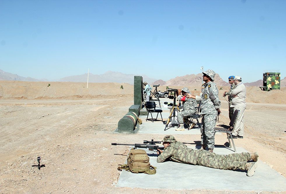 Azerbaijani servicemen fulfill shooting tasks in Sniper Frontier contest in Iran [PHOTO]