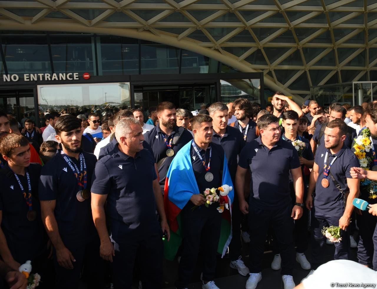 Azerbaijani participants of V Islamic Solidarity Games return home [PHOTO/VIDEO]