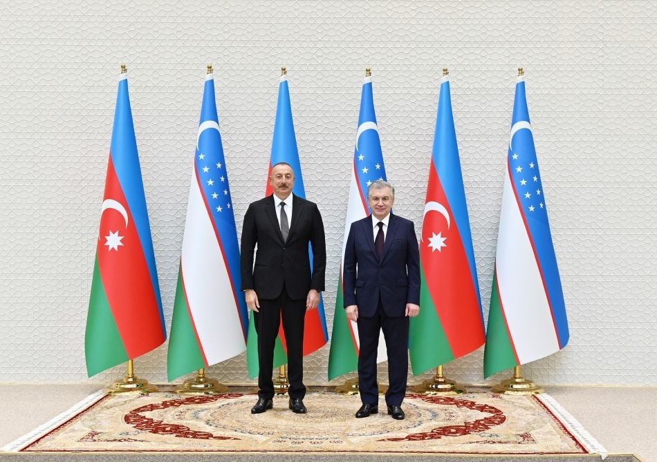 Uzbek, Azerbaijani presidents discuss further development of mutually beneficial co-op