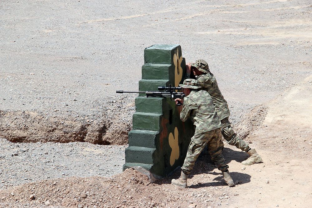 Azerbaijani team fulfills next tasks of Sniper Frontier contest in Iran [PHOTO]