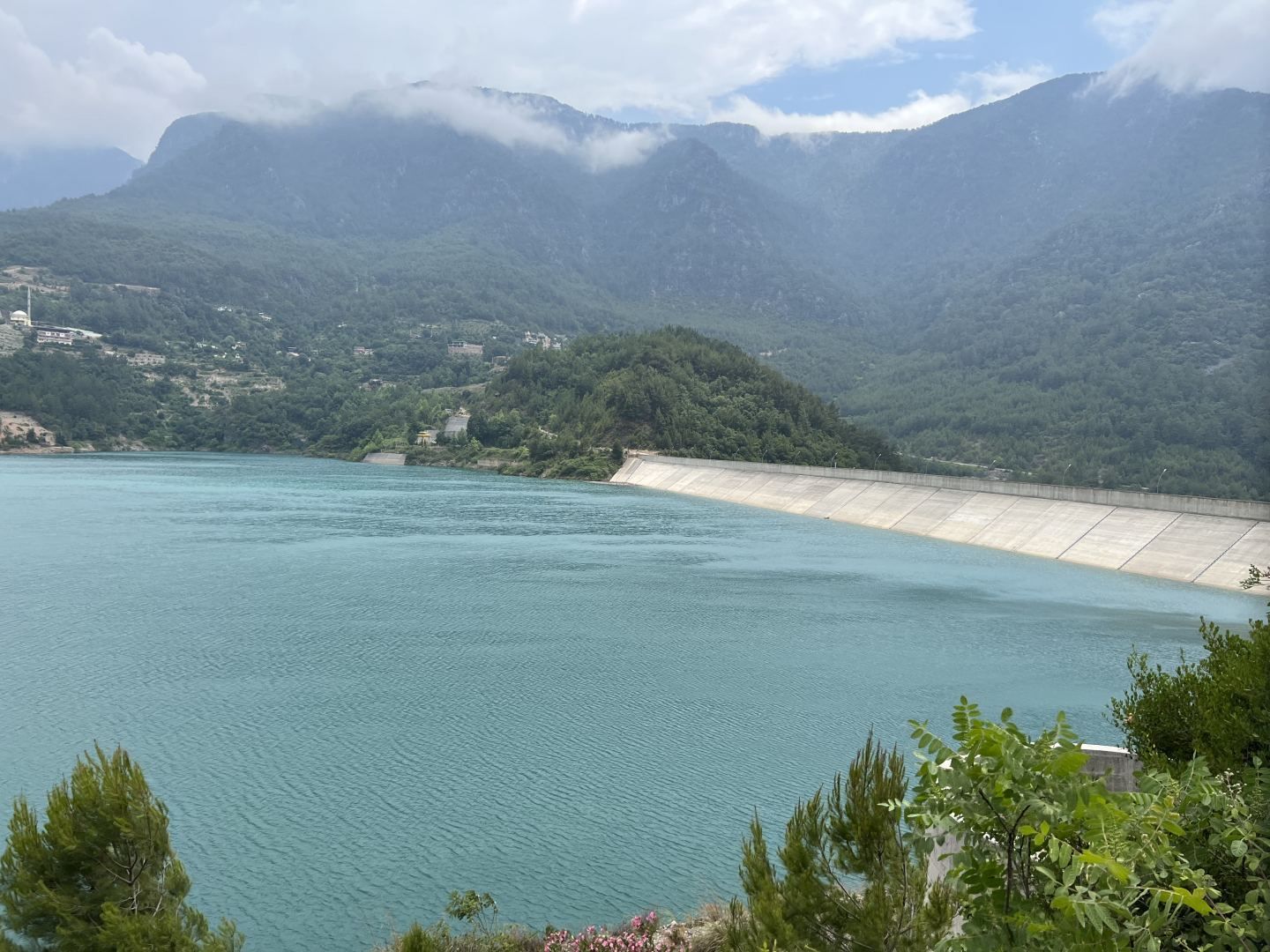 Azerbaijani experts inspect Sarsang reservoir in Karabakh economic region [PHOTO/VIDEO]