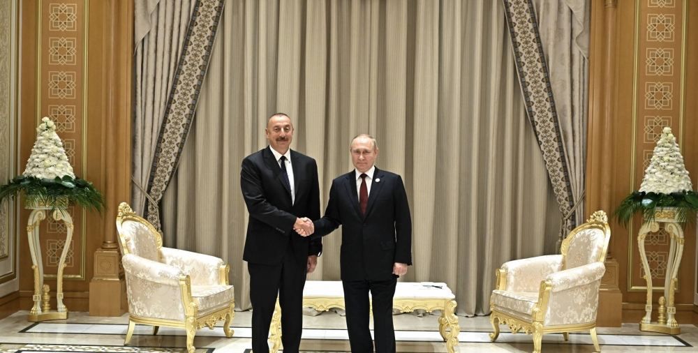 President Vladimir Putin calls President Ilham Aliyev