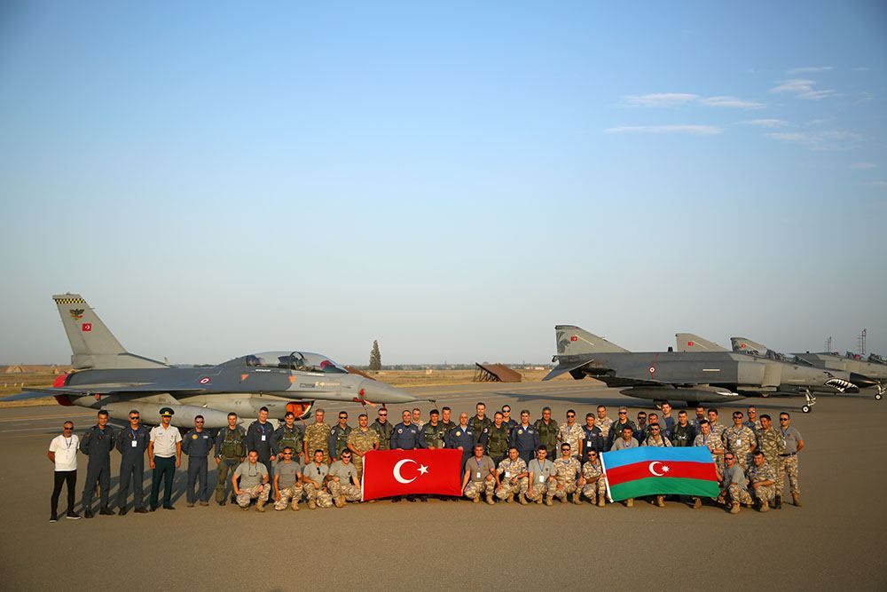Turkish servicemen and aircraft that will participate in "TurAz Qartalı - 2022" exercises are in Azerbaijan [PHOTO] - Gallery Image