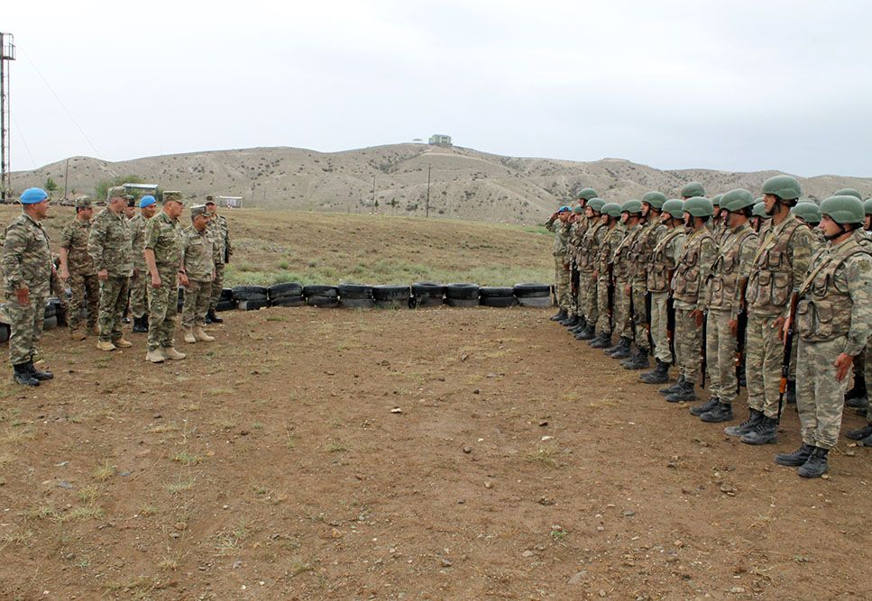 Deputy defense chief inspects army’s land forces [PHOTO]