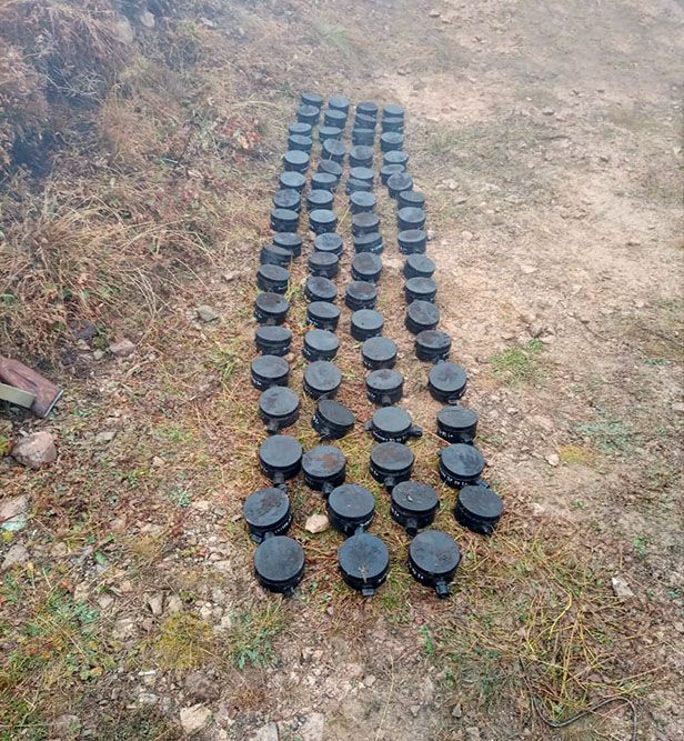 Army’s sapper units defuse some 128 mines, munitions in liberated lands in Sep [PHOTO]