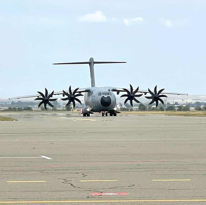 Turkish military pilots return home after joint drills in Azerbaijan [PHOTO]