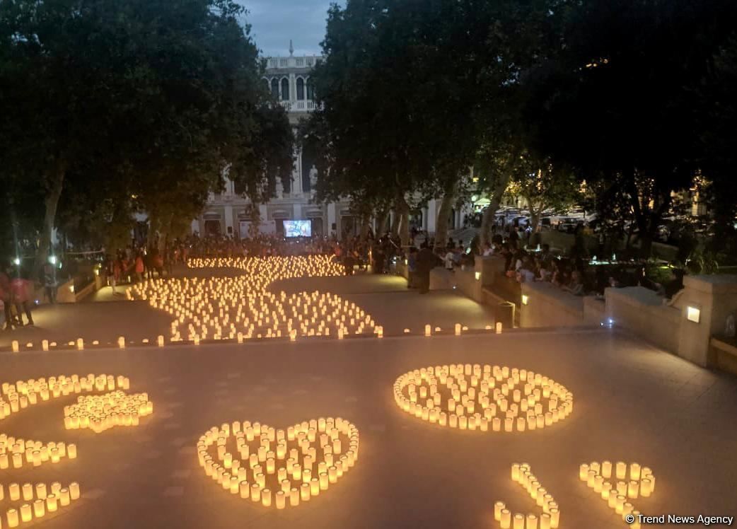 Thousands of candles illuminate downtown Baku to cherish friendly ties with Japan [PHOTO]