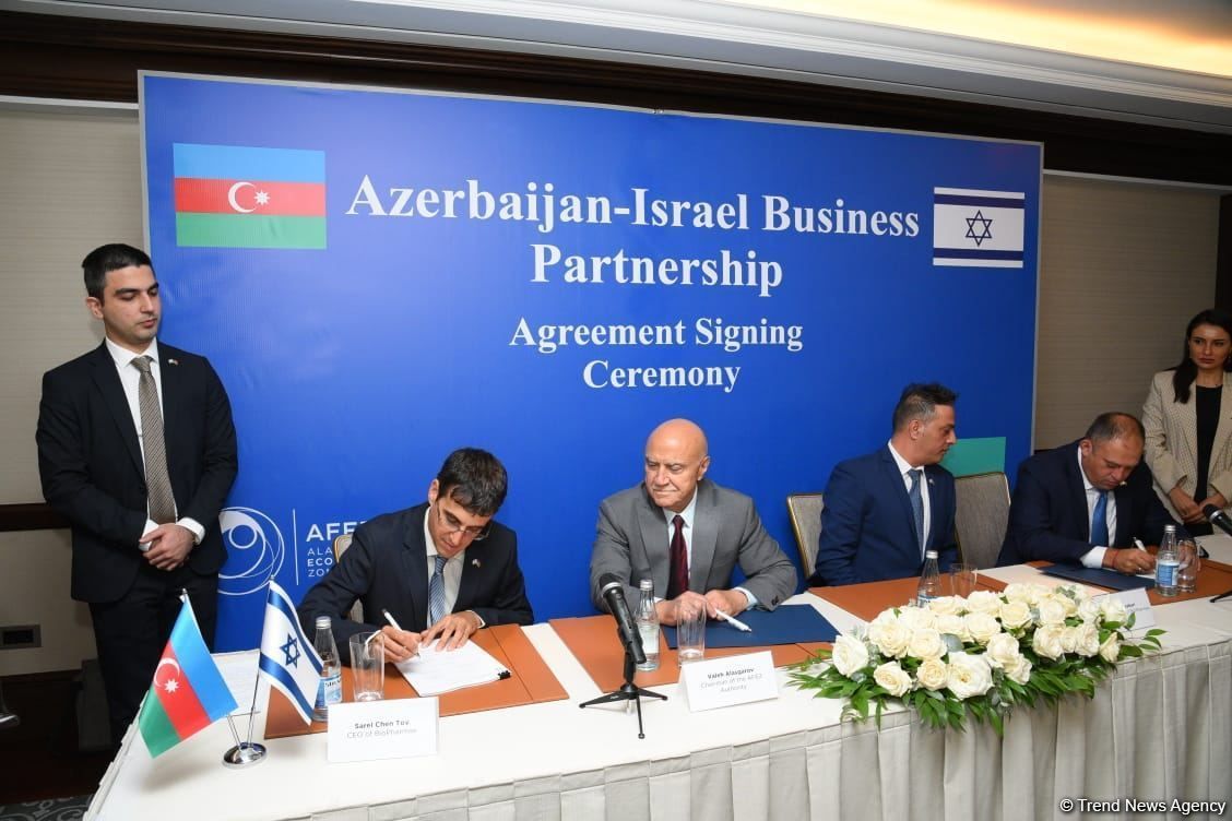 Azerbaijan’s Alat FEZ, Israel’s BioPharmax ink cooperation accord [PHOTO]