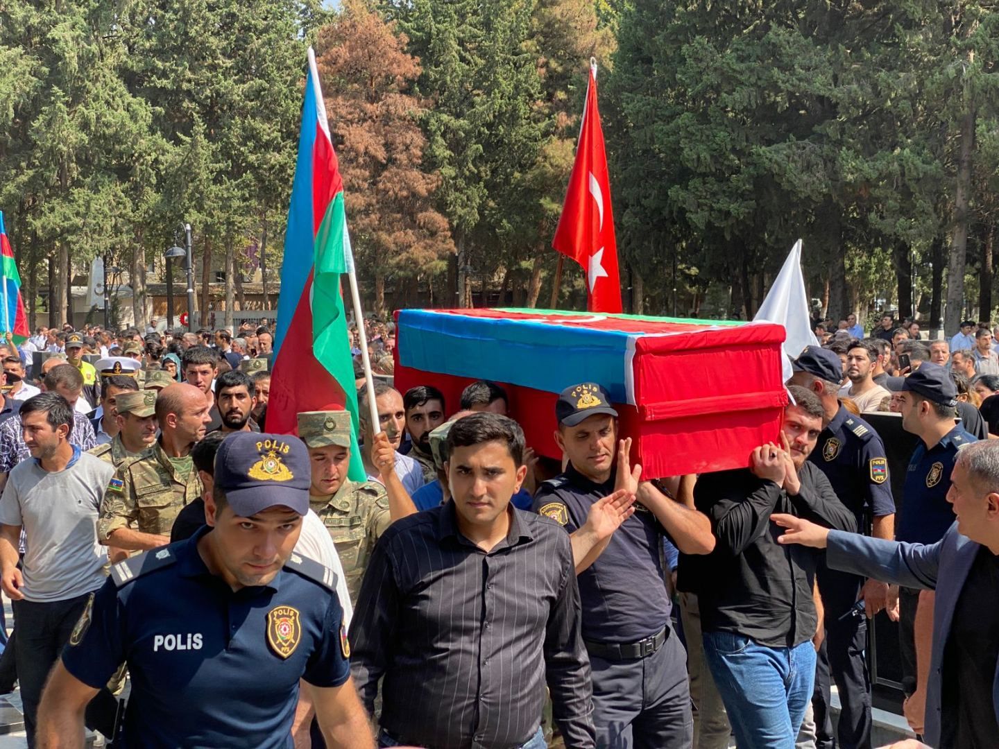 Azerbaijani adolescent martyr laid to rest in his native Mingachevir [PHOTO]