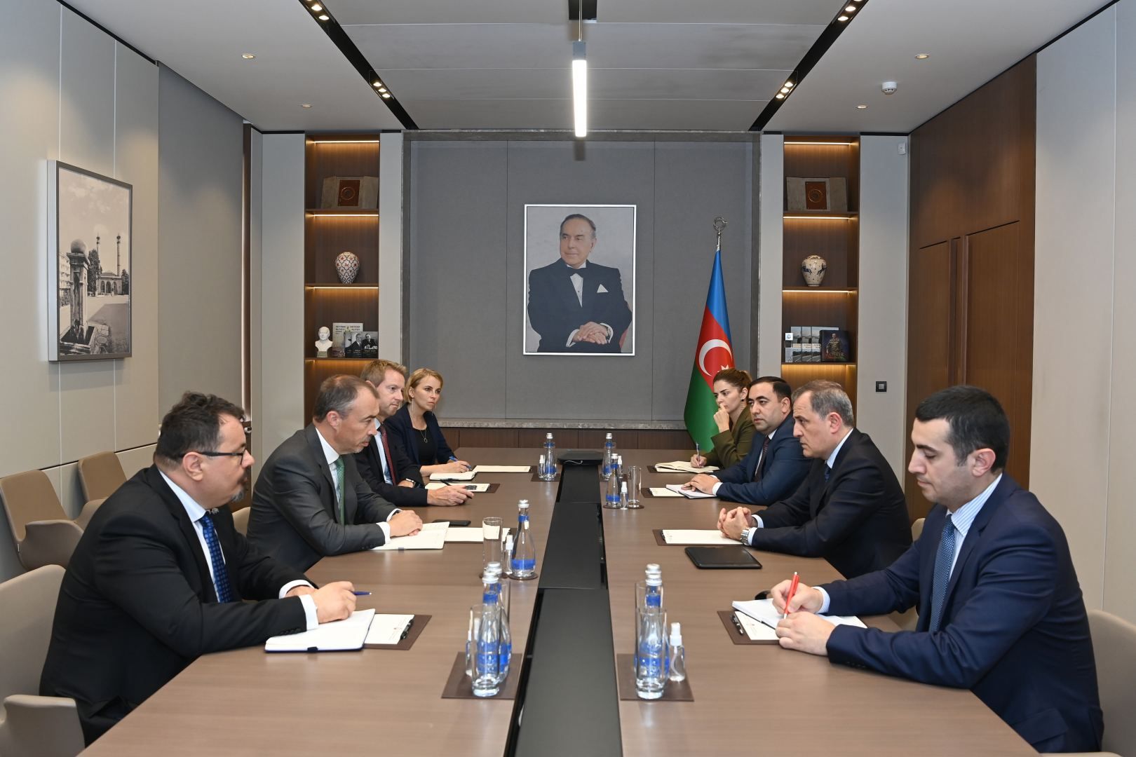 Azerbaijan, EU envoy discuss urgent actions to normalize regional situation