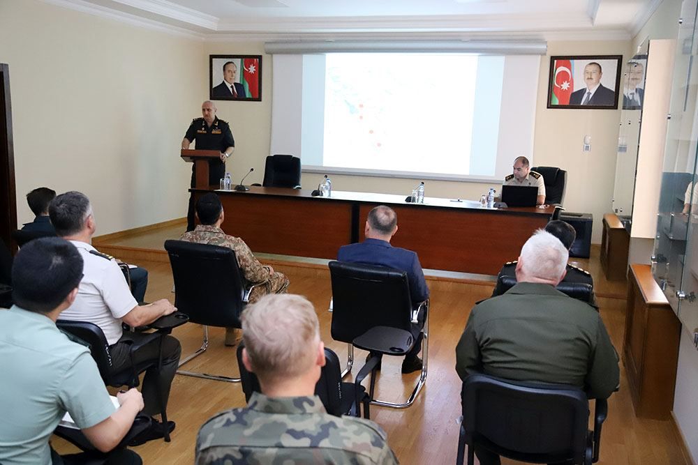 Azerbaijani Defense Ministry gives another briefing for military attachés on Armenian border provocation [PHOTO]