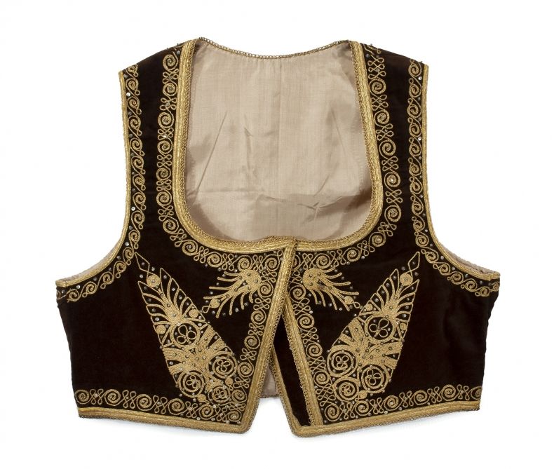 Carpet Museum to showcase traditional costumes of Balkan Peninsula nations [PHOTO] - Gallery Image