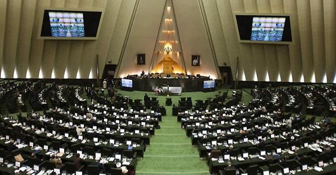 Iranian Parliament to hold extraordinary meeting on situation between Azerbaijan and Armenia