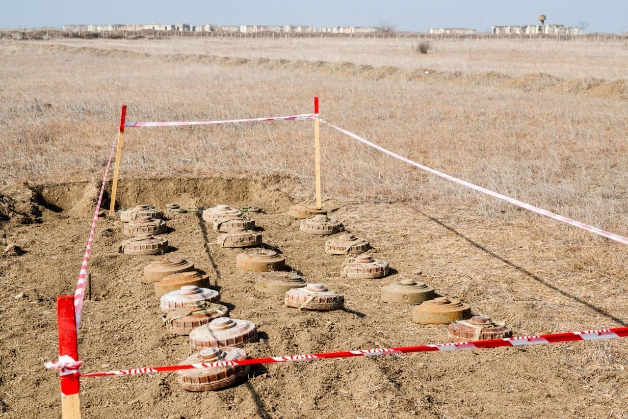 Azerbaijani mine agency defuses nearly 300 mines, munitions on 12-17 Sep [PHOTO]