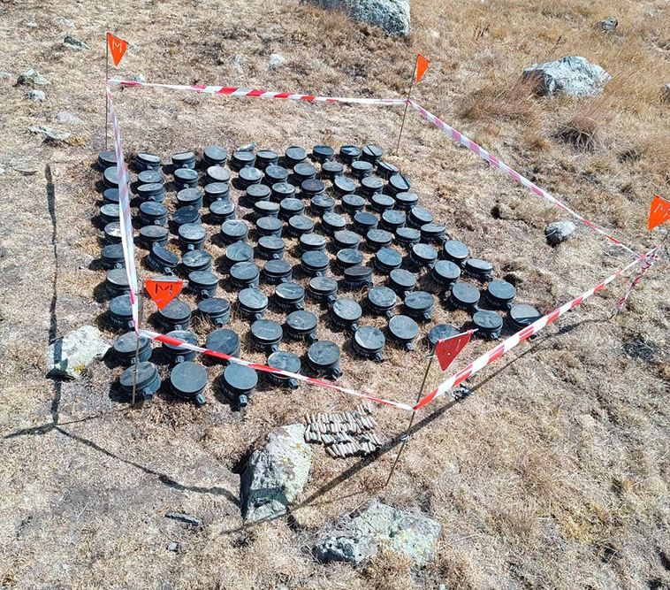 Army’s sapper units defuse 100 more Armenian-planted mines in Lachin [PHOTO]
