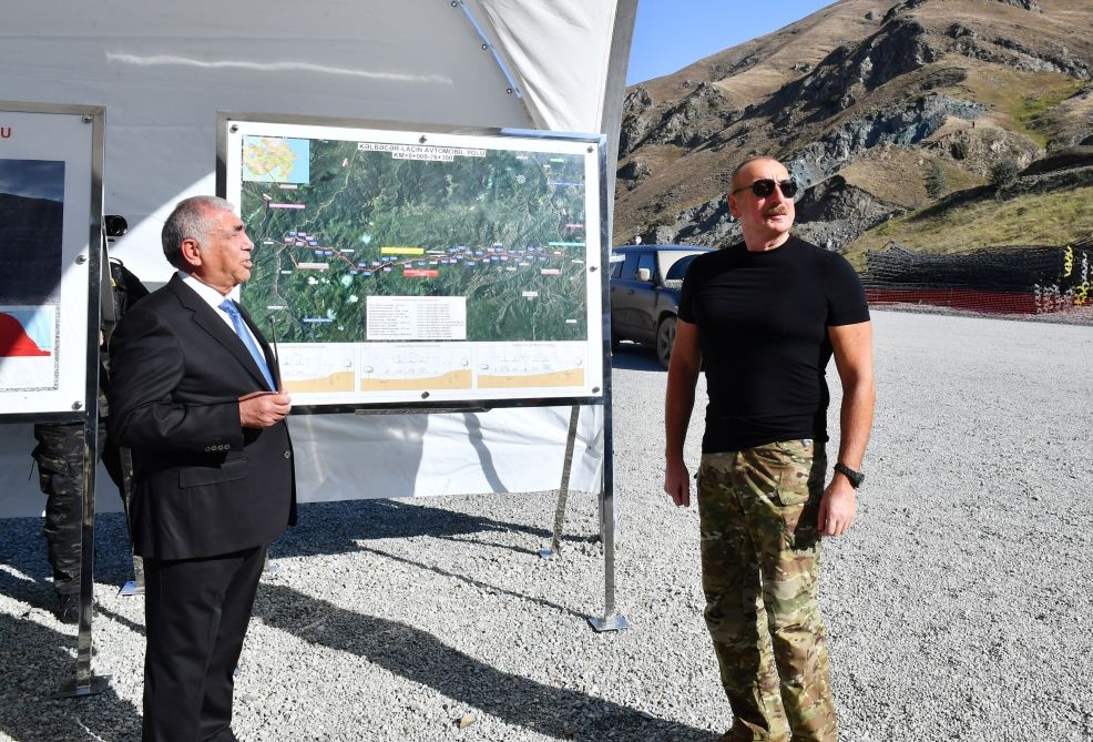 President Ilham Aliyev gets acquainted with tunnel under construction on Kalbajar-Lachin highway [PHOTO]