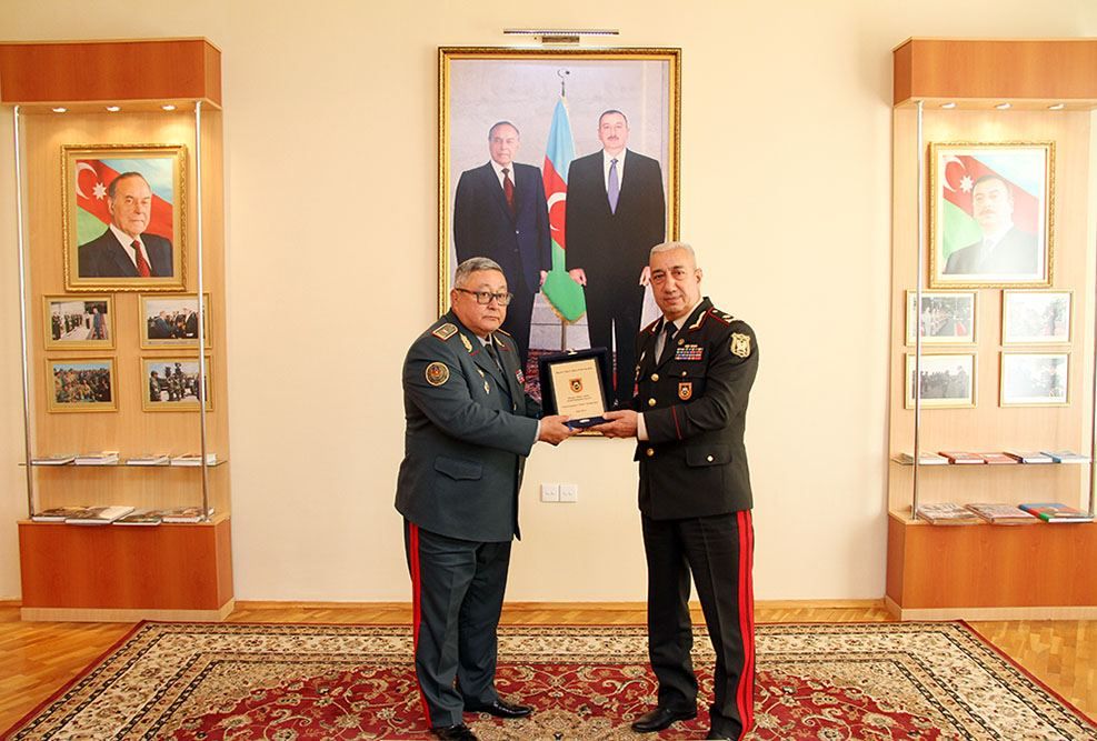 Azerbaijan, Uzbekistan eye military cooperation [PHOTO] - Gallery Image