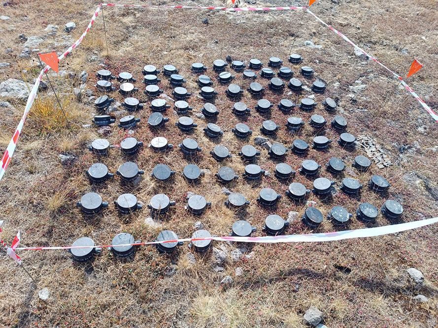 Army’s sapper units defuse another batch of mines planted by Armenia in Lachin [PHOTO]