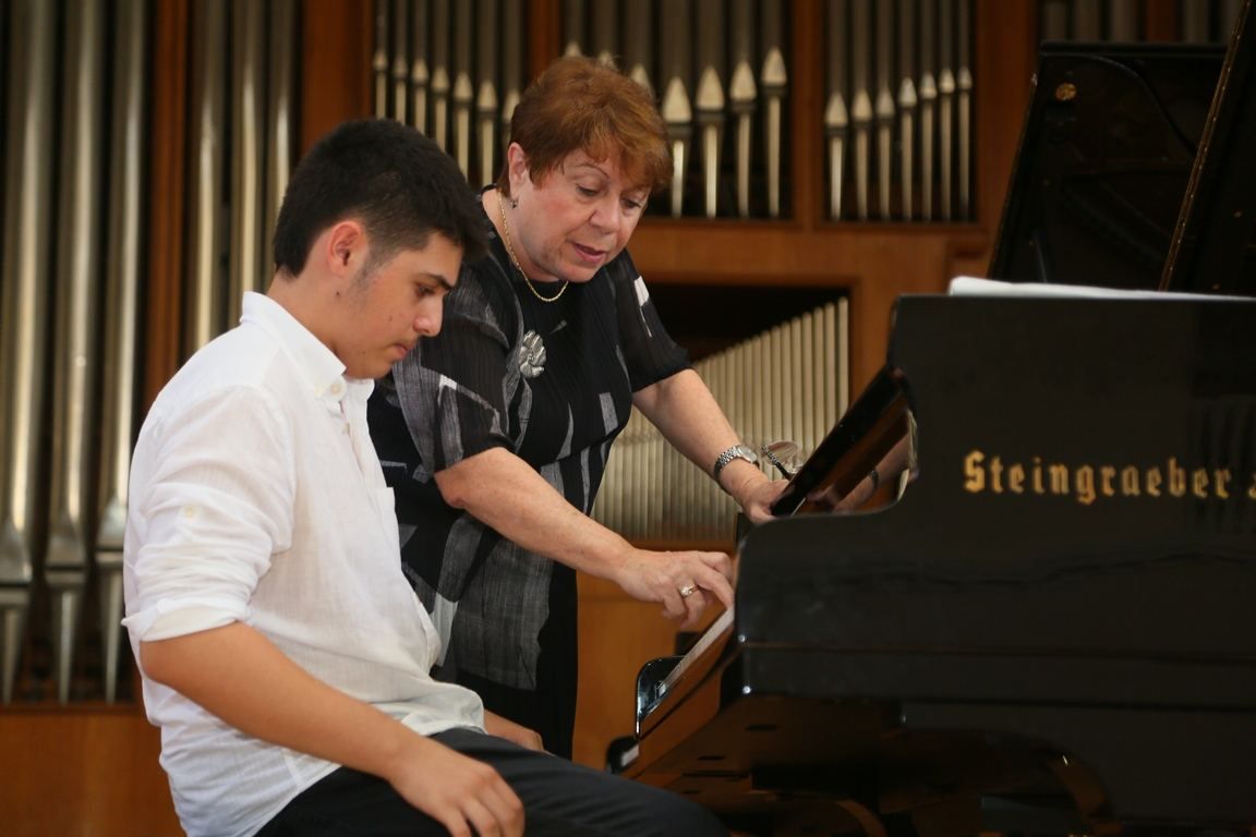 Renowned pianists share their experience with young talents [PHOTO/VIDEO]