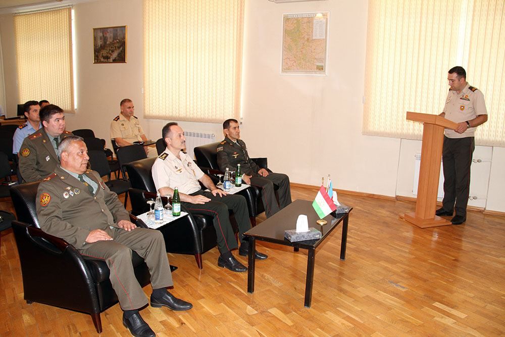 Delegation from Tajikistan visits Military Institute named after Heydar Aliyev in Azerbaijan [PHOTO] - Gallery Image