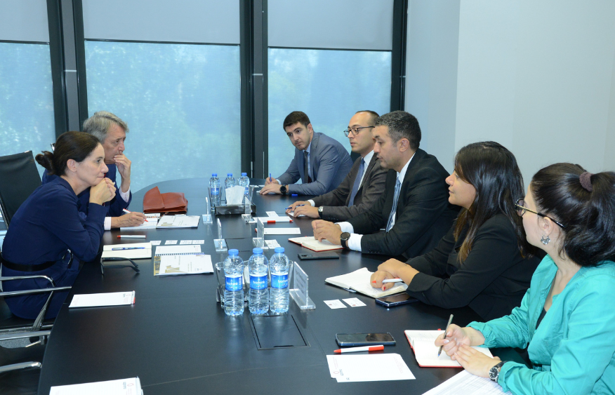 Azerbaijan, Spain discuss possibility of holding business forum