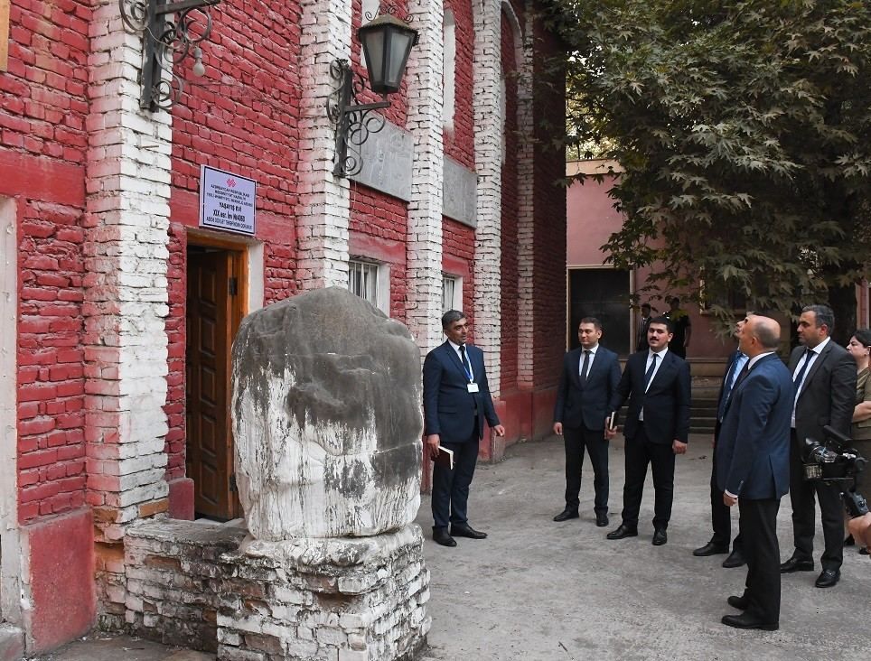 Culture minister visits cultural institutions in Aghdash [PHOTO] - Gallery Image
