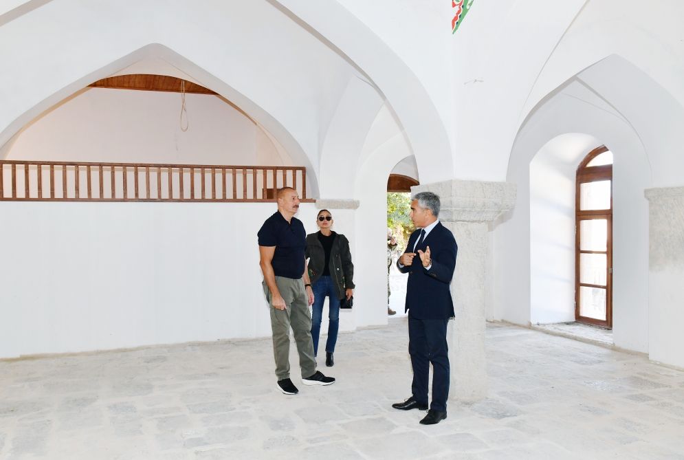 President Ilham Aliyev and First Lady Mehriban Aliyeva viewed progress of restoration work at Mehmandarovs' Estate Complex [PHOTO/VIDEO]