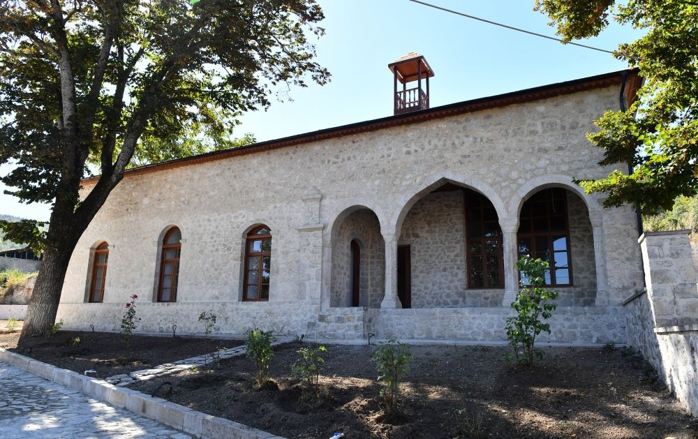 President Ilham Aliyev and First Lady Mehriban Aliyeva viewed progress of restoration work at Mehmandarovs' Estate Complex [PHOTO/VIDEO] - Gallery Image