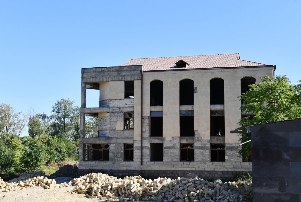 Administrative building of Shusha apartment utility and maintenance service is being restored [PHOTO/VIDEO] - Gallery Image