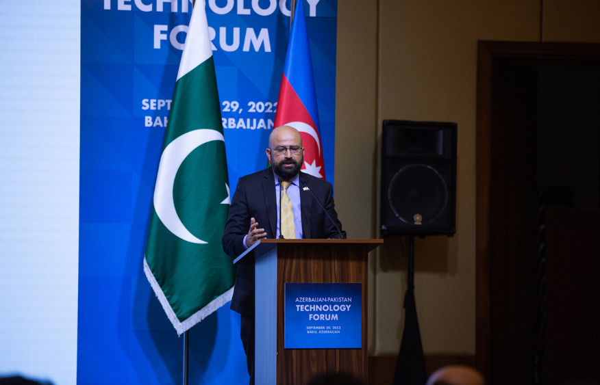 Minister encouraging Pakistani IT companies to establish research centers in Azerbaijan [PHOTO] - Gallery Image