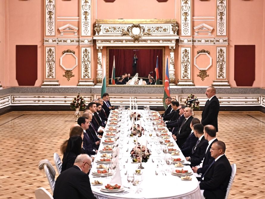 Official dinner was hosted in honor of President Ilham Aliyev [PHOTO]