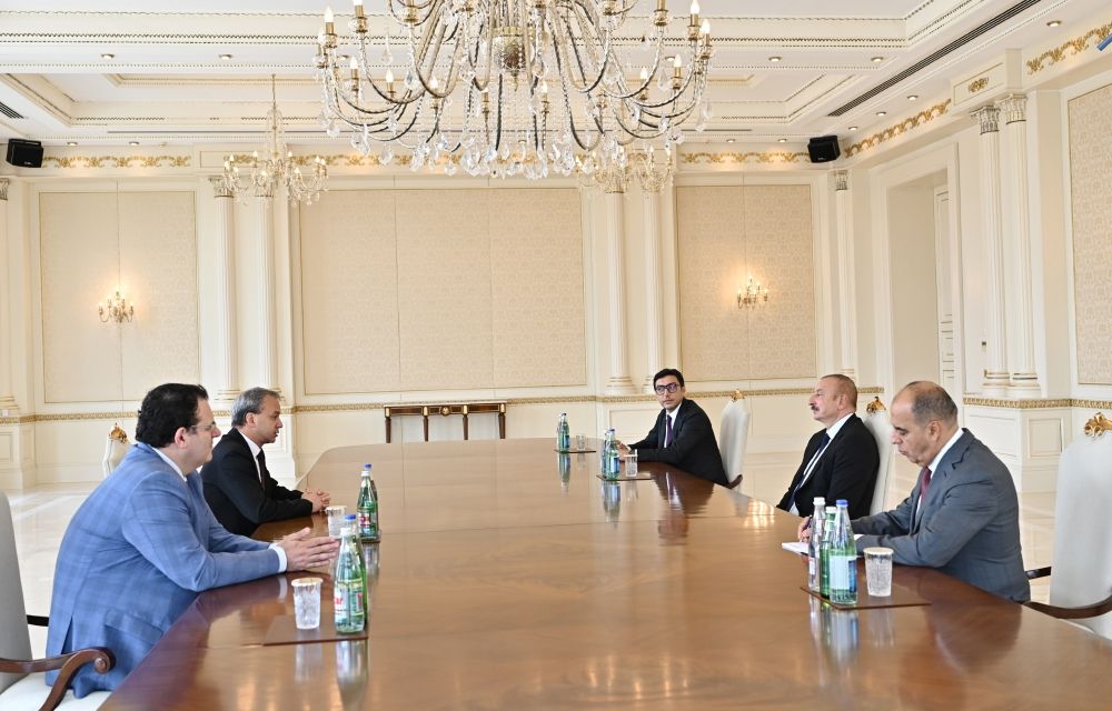 Azerbaijani president receives Int'l Chess Federation president [UPDATE]